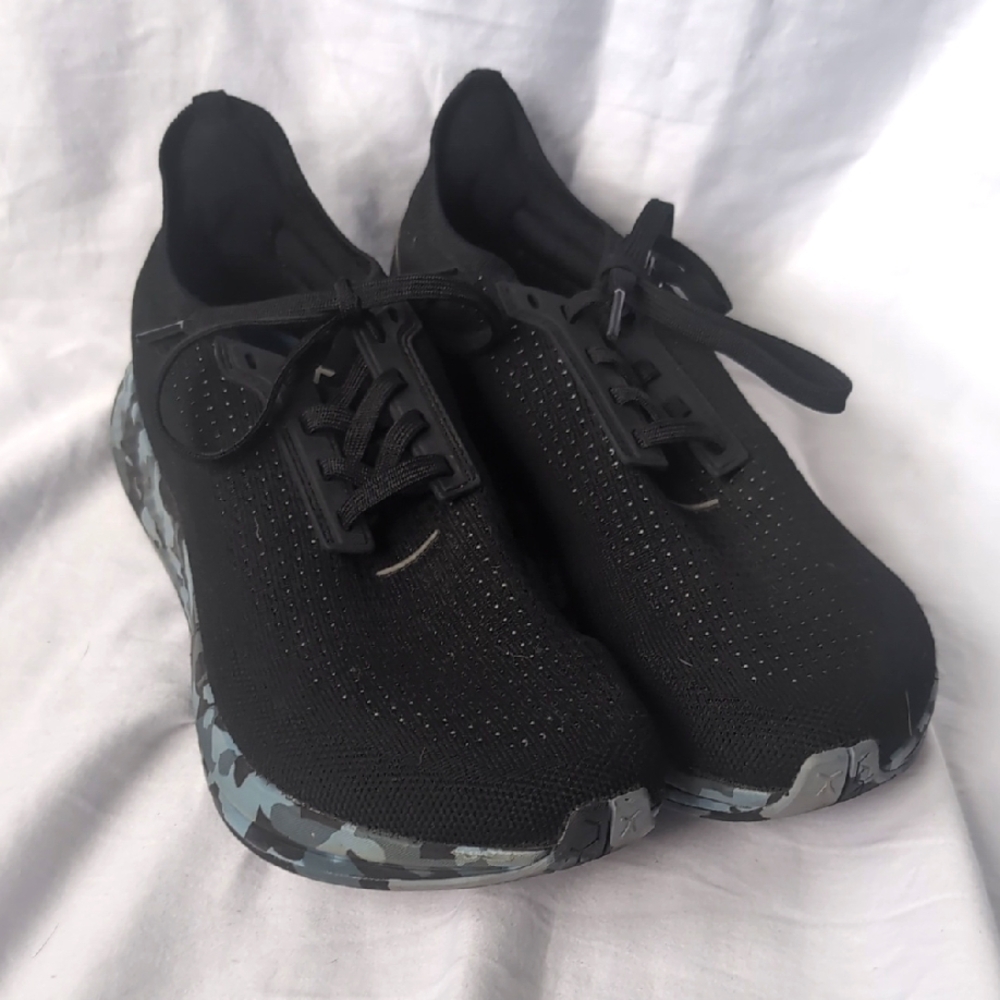 Flux Footwear Adapt Runner